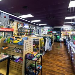 Smoke & Vape - Smoke and Vape, Smoke & Vape, cigarettes, cigars, beers, kratom, apparel, tobacco, glass, pipes, hookah, vape juice, sodas, incense, snacks,