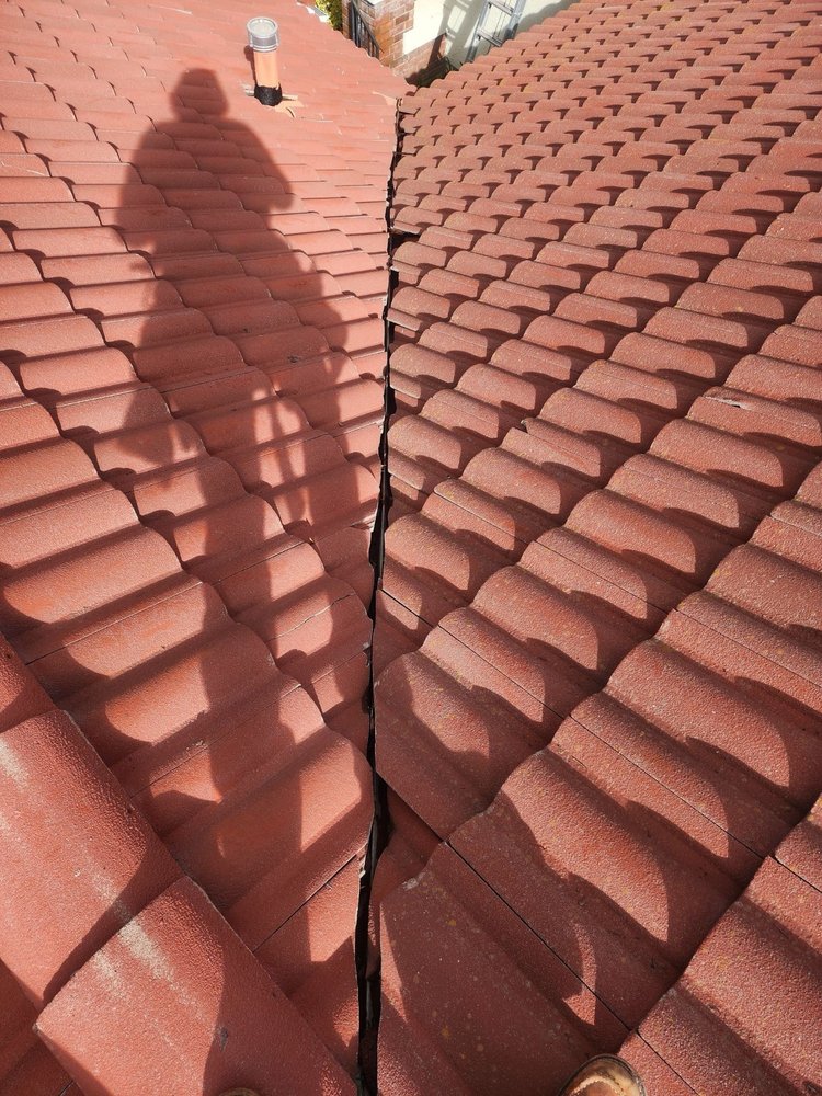 Slide of G & C Roofing