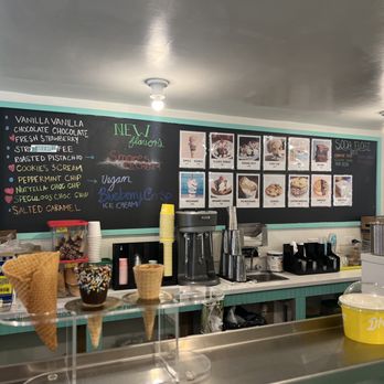 Davey's Ice Cream - an ice cream shop - Ice Cream & Frozen Yogurt Near Me - New York, New York Davey's Ice Cream - an ice cream shop - Ice Cream & Frozen Yogurt Near Me - New York, New York