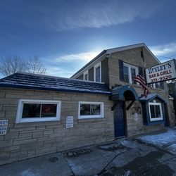 Hunley's Bar & Grill - Hunley's Bar & Grill .    13115 Lake Shore Dr, Cedar Lake, IN Cool !