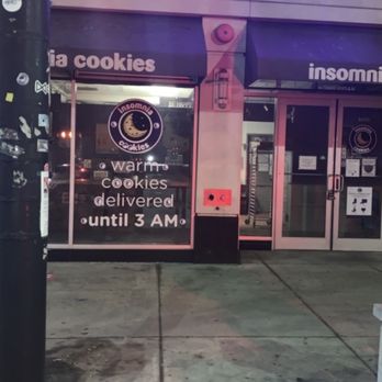 Insomnia Cookies - Desserts Near Me - Chicago, Illinois