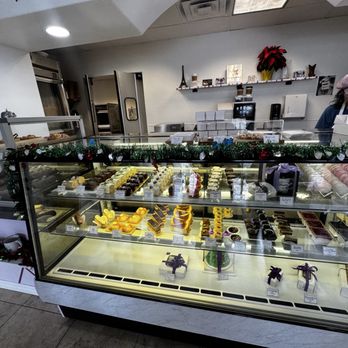 Violette Bakehouse - Patisserie/Cake Shop Near Me - Austin, Texas
