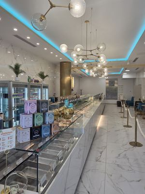 Le French Patisserie by null