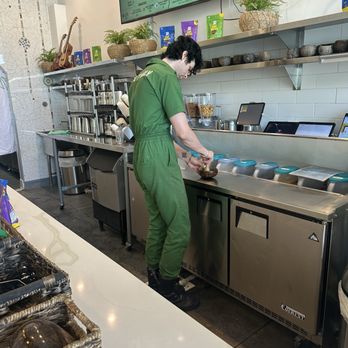 Kavahana - True Matchaista whisking away - Lounges Near Me - Santa Monica, California
