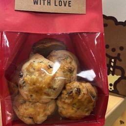 Raisin bread