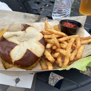 Hop Lot Brewing - Fake, nasty burger with fries. Beer was good though. - Breweries Near Me - Suttons Bay, Michigan Hop Lot Brewing - Fake, nasty burger with fries. Beer was good though. - Breweries Near Me - Suttons Bay, Michigan