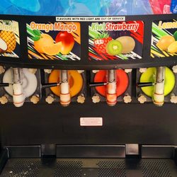 Ricardo's Kandy Korner - Slushy