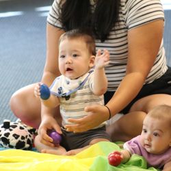 Temple Dor Dorim - Baby & Me classes at the Temple Dor Dorim Early Childhood Center