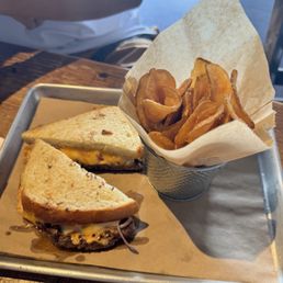 Patty melt w/ parmesan dusted house chips Patty melt w/ parmesan dusted house chips