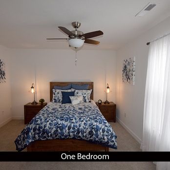 Strathmore Apartment Homes - Strathmore Apartment Homes Bedroom - Apartments Near Me - West Des Moines, Iowa Strathmore Apartment Homes - Strathmore Apartment Homes Bedroom - Apartments Near Me - West Des Moines, Iowa