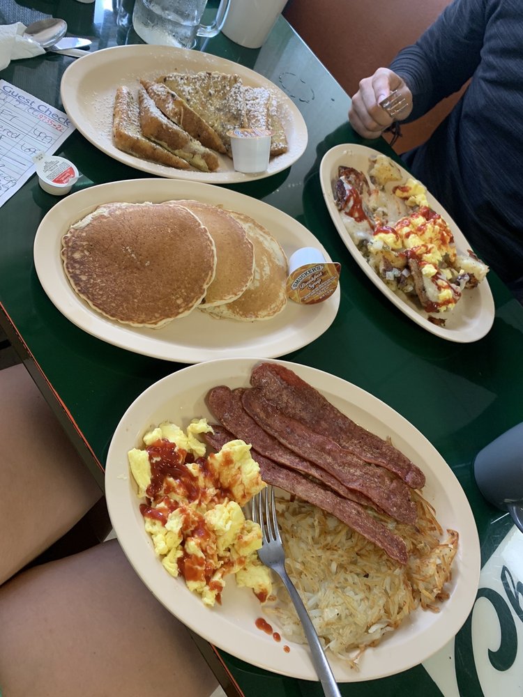 CHARLIE’S FAMILY RESTAURANT 20 Photos & 41 Reviews 2614 Lakeland