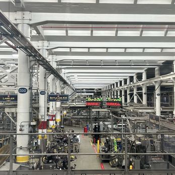 Budweiser Brewery Experience - Beer Tours Near Me - Saint Louis, Missouri