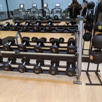 Seattle Airport Marriott - Weights left alot to be desired - Hotels Near Me - Seattle, Washington