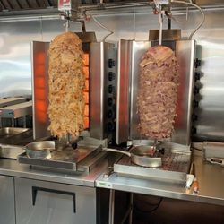 Avenue Gyro