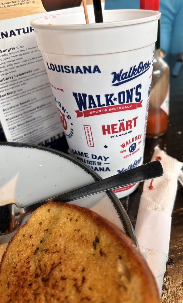 WALKONS BISTREAUX & BAR Updated September 2024 12 Photos & 18