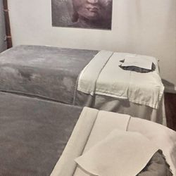 Soul Retreat Spa - Couples massage room