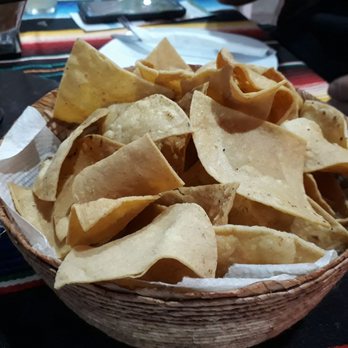Calypso's - Complimentary chips & salsa - Seafood Near Me - Cancún, ROO Calypso's - Complimentary chips & salsa - Seafood Near Me - Cancún, ROO
