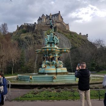 Princes Street Gardens - Parks Near Me - Edinburgh, EDH