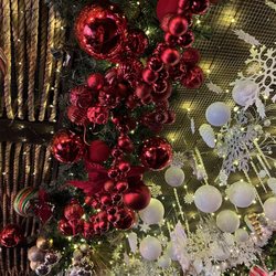 The Shebeen - Holiday ceiling decorations over the bar