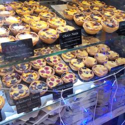 Cafe de Nata - So many choices!