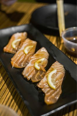 Kaizen Fusion Roll & Sushi by null