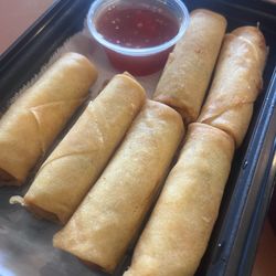 Shanyoma Asian Cuisine - Spring rolls