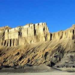 Vermilion Cliffs and Chinle Badlands - Turning Point (Escalante, sunset) - PeterN