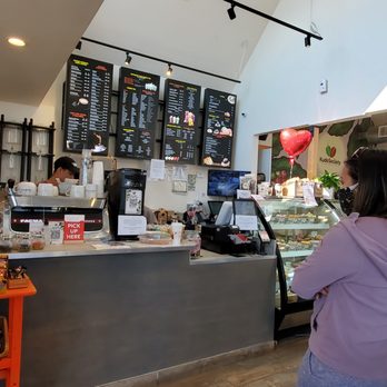 Kudo Society Cafe - Interior - Coffee & Tea Near Me - Teaneck, New Jersey