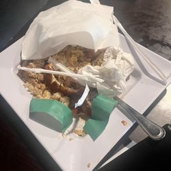 Tensai Sushi - Disappointed with the quality. There is a gnat infestation.