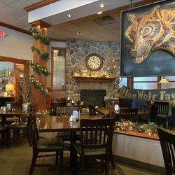Blue Wolf Tavern - Dining room