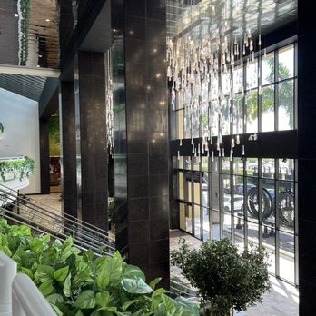 Rafe Lugo Salon - Hair Salons Near Me - Miami, Florida Rafe Lugo Salon - Hair Salons Near Me - Miami, Florida