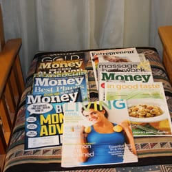 Petaluma Getaway - Waiting room reading