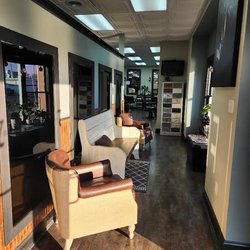Studio 7 Salon II