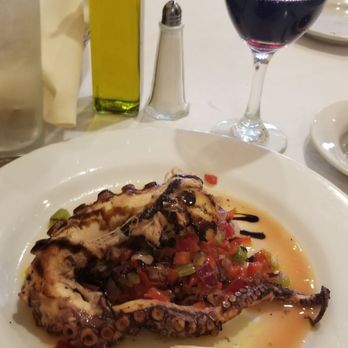 Moises Ristorante - Italian Near Me - Bronx, New York