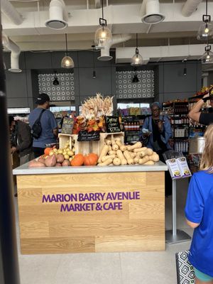 Marion Barry Avenue Market and Cafe by null
