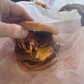 Kincaid's Hamburgers - Bacon Cheeseburger - Burgers Near Me - Fort Worth, Texas Kincaid's Hamburgers - Bacon Cheeseburger - Burgers Near Me - Fort Worth, Texas