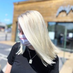 Pavo Salon - Perfect platinum by @stylezbyjewels at #pavomidtown ‍