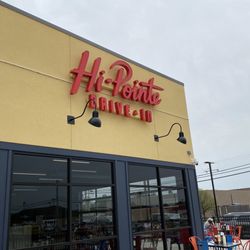 Hi Pointe Drive In - O'Fallon - A Welcome addition to the area!