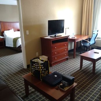 Comfort Inn - Spacious two-room hot tub suite with a wet bar. - Hotels Near Me - Bradford, Pennsylvania