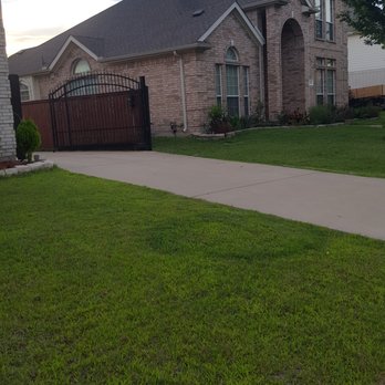 Trejo Roofing & Construction - a home in a residential neighborhood - General Contractors Near Me - Fort Worth, Texas Trejo Roofing & Construction - a home in a residential neighborhood - General Contractors Near Me - Fort Worth, Texas
