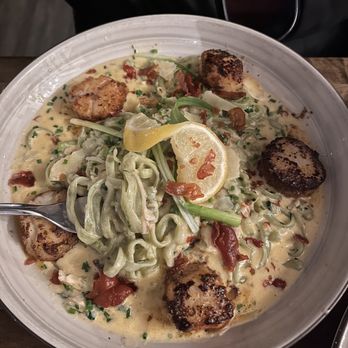 Larch - Scallop Linguine - Pasta Shops Near Me - Leavenworth, Washington