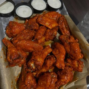Buffalo Wild Wings - Sports Bars Near Me - Abilene, Texas Buffalo Wild Wings - Sports Bars Near Me - Abilene, Texas