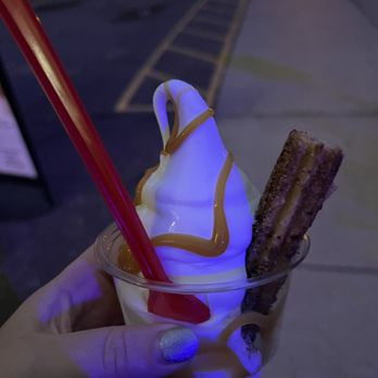 Icy Cup - Churro Sundae - Ice Cream & Frozen Yogurt Near Me - Saint Paul, Minnesota