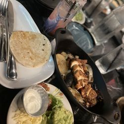 Fuego Comida & Tequila - Chicken Fajitas