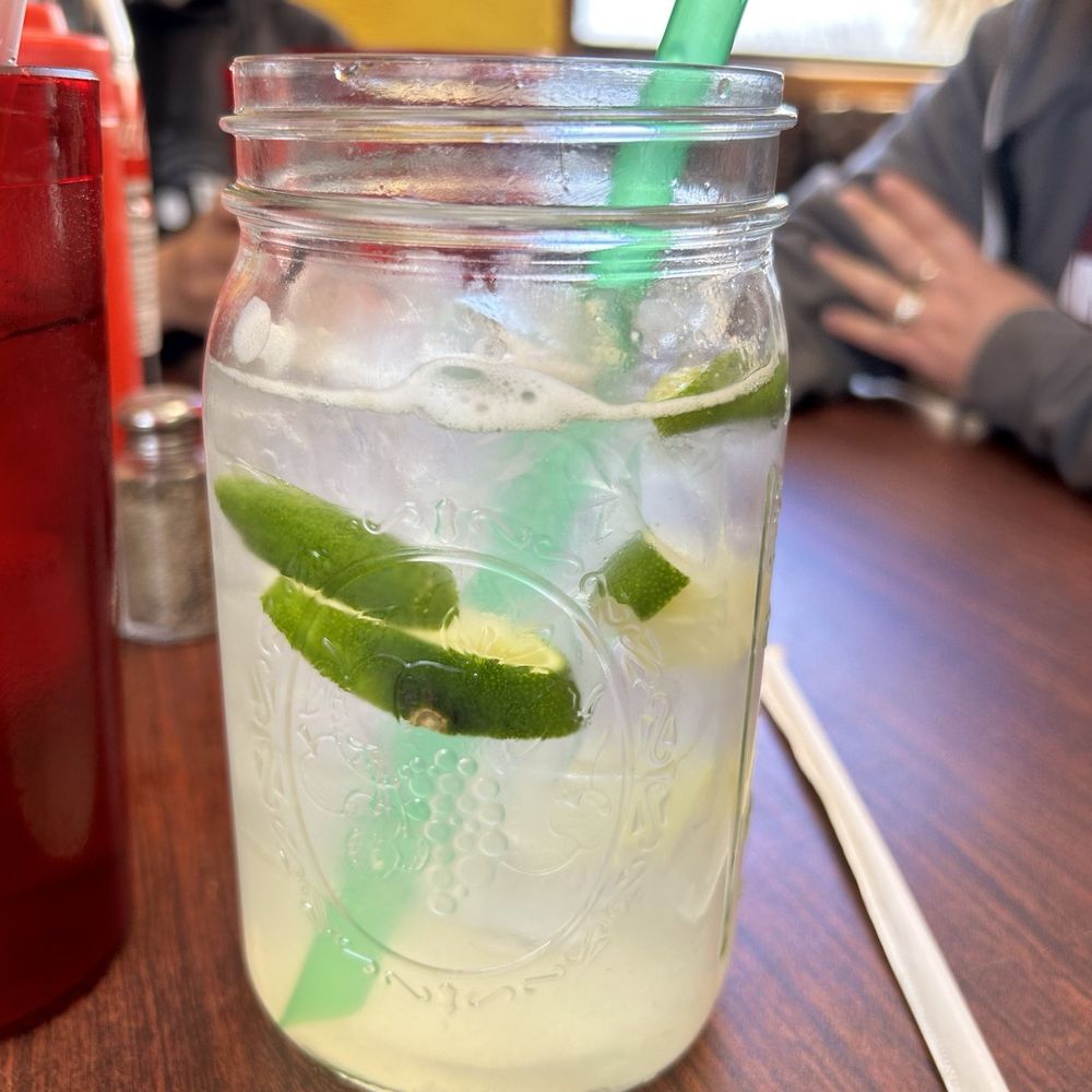 Que Locos - Limeade - Tacos Near Me - Sierra Blanca, Texas