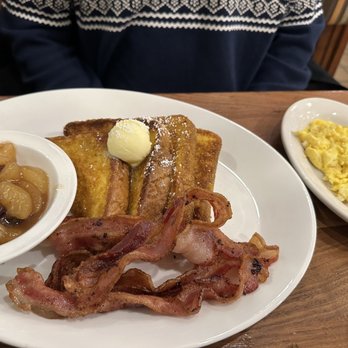 Junior's Restaurant - French Toast with side of scrambled eggs and bacon - Bakeries Near Me - Brooklyn, New York