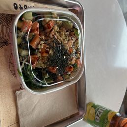 Lunch California dressing with a drink