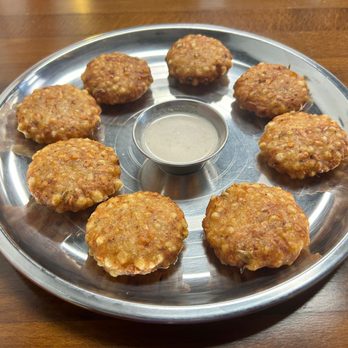 Vadapav Mirchi By Geeta - Sabudana Vada - Takes you back to the streets of Pune. Fantastic. - Indian Near Me - New Westminster, British Columbia
