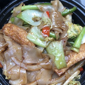 Thai Senses Restaurant - Drunken noodles - Thai Near Me - Burlington, Ontario Thai Senses Restaurant - Drunken noodles - Thai Near Me - Burlington, Ontario