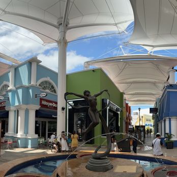 La Isla - Shopping Centers Near Me - Cancún, ROO